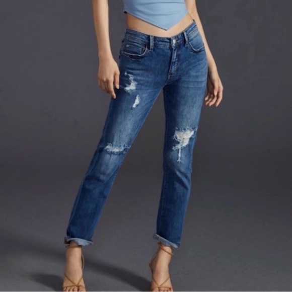 Pilcro Slim Boyfriend Crop Distressed Blue Jeans - Picture 3 of 14